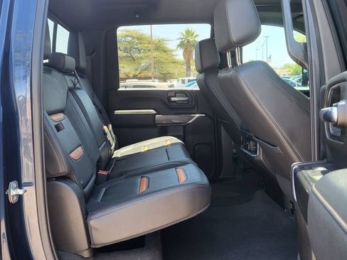 Used 2022 GMC Sierra 2500 AT4 w/ AT4 Premium Plus Package AWD/4WD image 20