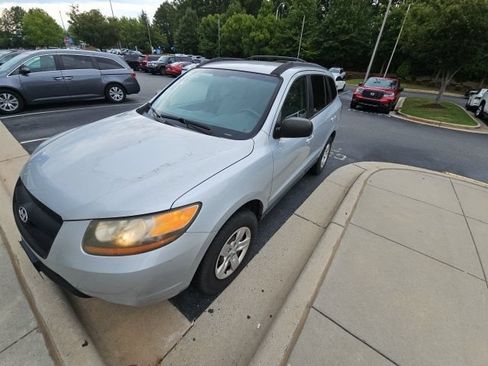Used 2009 Hyundai Santa Fe GLS w/ Popular Equipment Pkg 2 AWD/4WD image 4