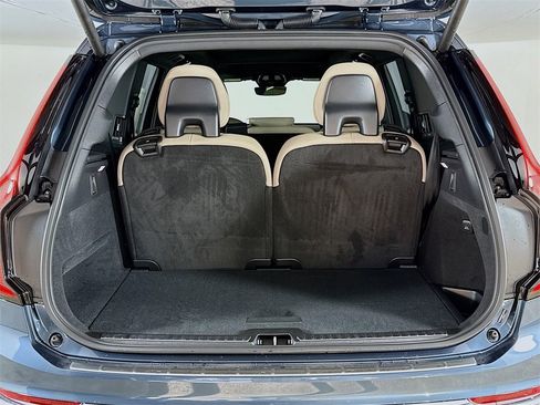 New 2026 Volvo XC90 B6 Plus w/ Protection Package Premier image 27