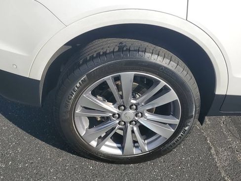 Certified 2023 Cadillac XT5 Premium Luxury w/ Technology Package AWD/4WD image 5