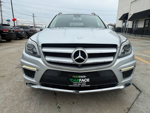 Used 2014 Mercedes-Benz GL 550 4MATIC image 4