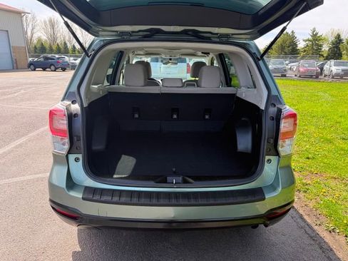 Used 2017 Subaru Forester 2.5i Premium w/ All-Weather Package AWD/4WD image 3