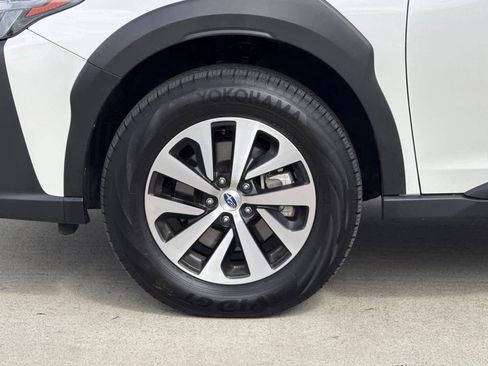 Used 2025 Subaru Outback Premium w/ Popular Package #1 AWD/4WD image 25
