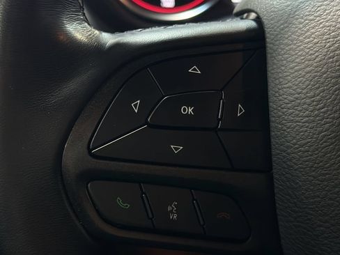 Used 2023 Dodge Challenger SXT RWD image 18