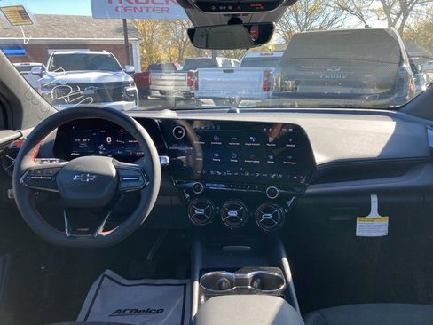 New 2026 Chevrolet Blazer EV RS image 12