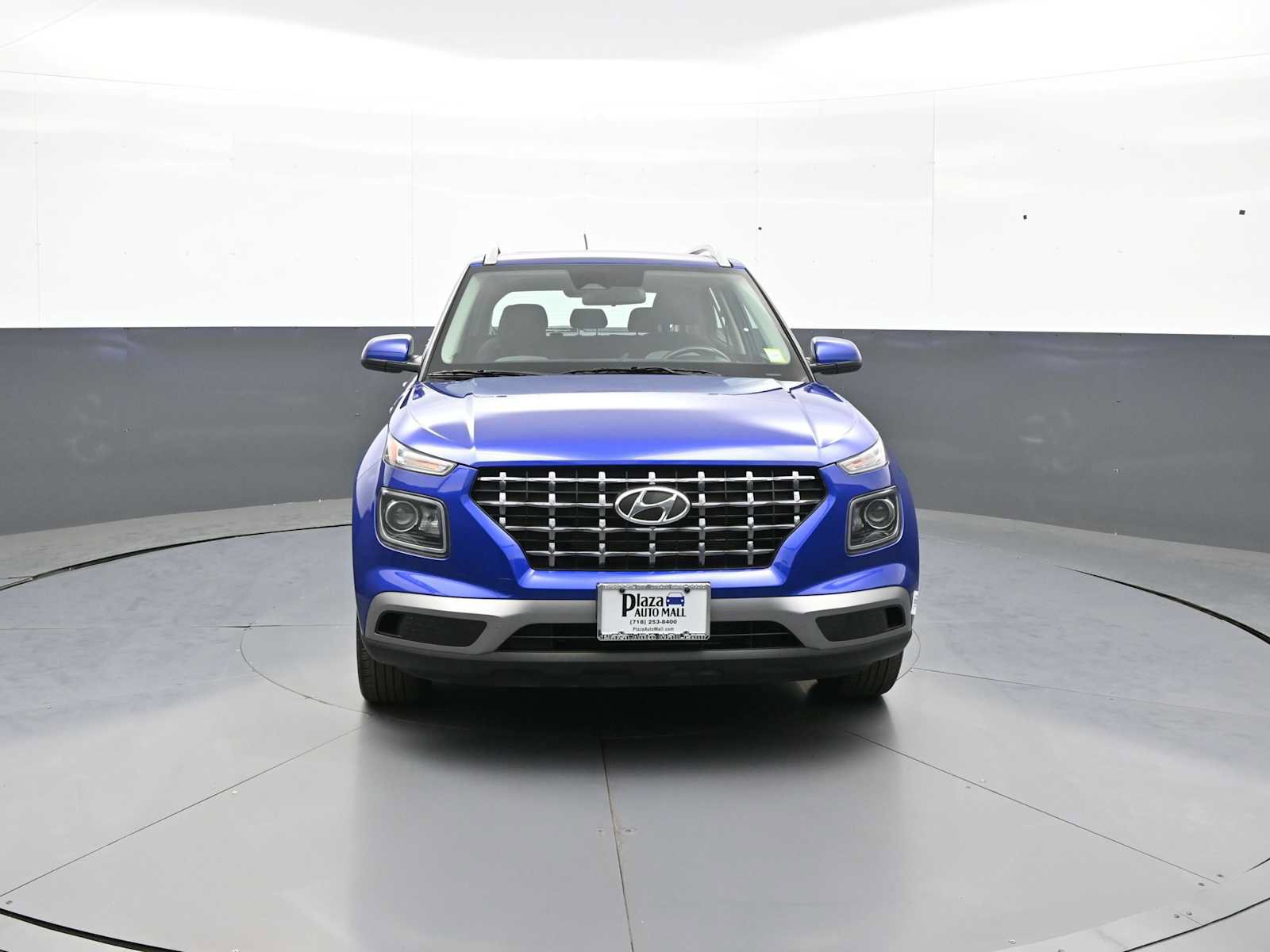 Certified 2023 Hyundai Venue SEL w/ Cargo Package FWD image 2
