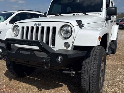 Used 2017 Jeep Wrangler Unlimited Sahara w/ Connectivity Group