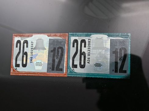 Used 2023 Genesis G70 2.0T image 9