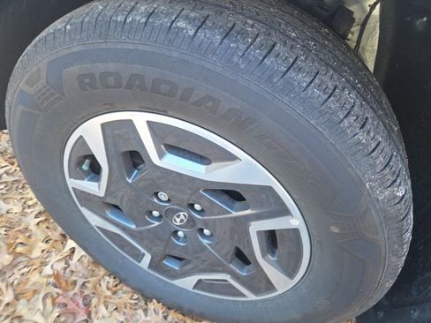 Used 2023 Hyundai Santa Fe Blue image 15