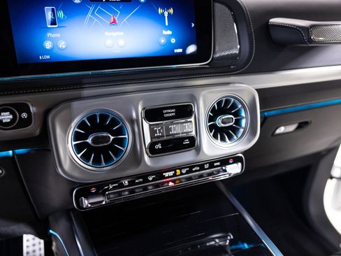 Used 2025 Mercedes-Benz G 63 AMG 4MATIC image 42