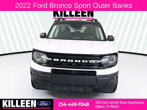 Used 2022 Ford Bronco Sport Outer Banks w/ Tech Package AWD/4WD image 2