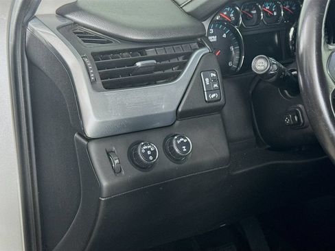 Used 2017 Chevrolet Tahoe Premier AWD/4WD image 11