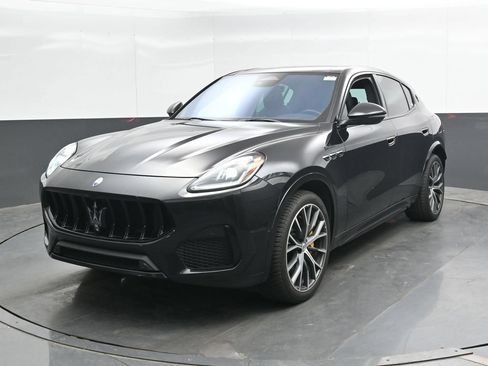 Used 2023 Maserati Grecale Modena AWD/4WD image 6