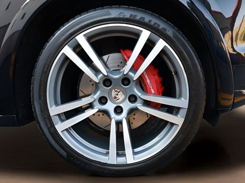 Used 2013 Porsche Cayenne GTS AWD/4WD image 54