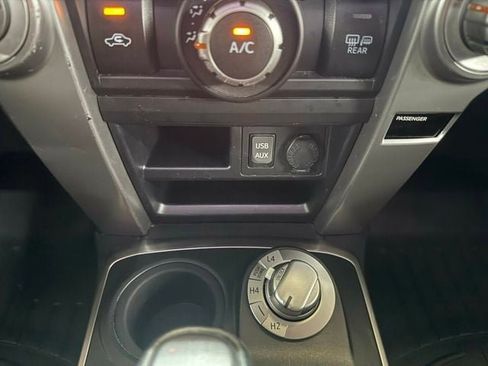 Used 2018 Toyota 4Runner SR5 Premium AWD/4WD image 15