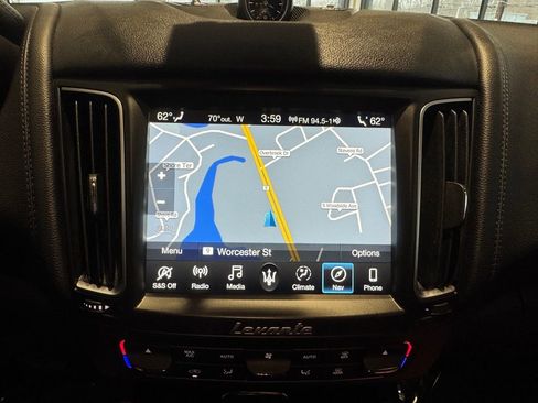 Used 2019 Maserati Levante image 51