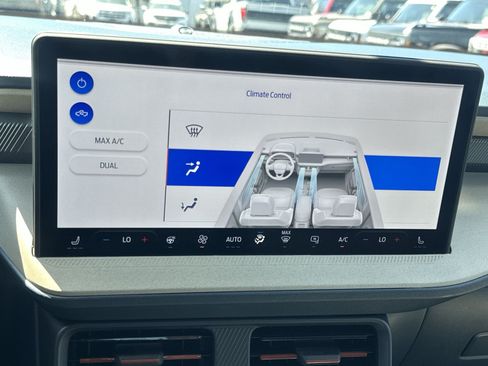 Certified 2025 Ford Maverick Lariat w/ 4K Tow Package AWD/4WD image 29