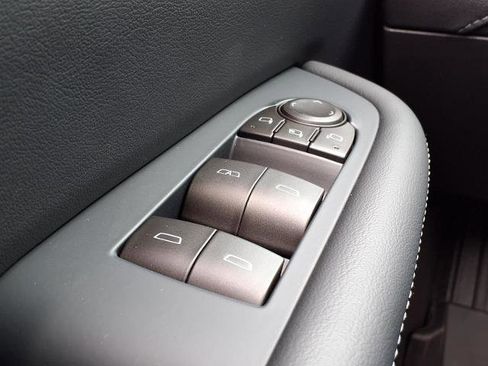 New 2026 Buick Enclave Preferred w/ Power Package FWD image 16