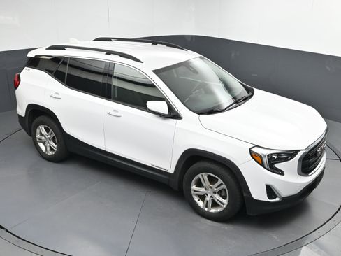 Used 2020 GMC Terrain SLE w/ Driver Convenience Package image 33