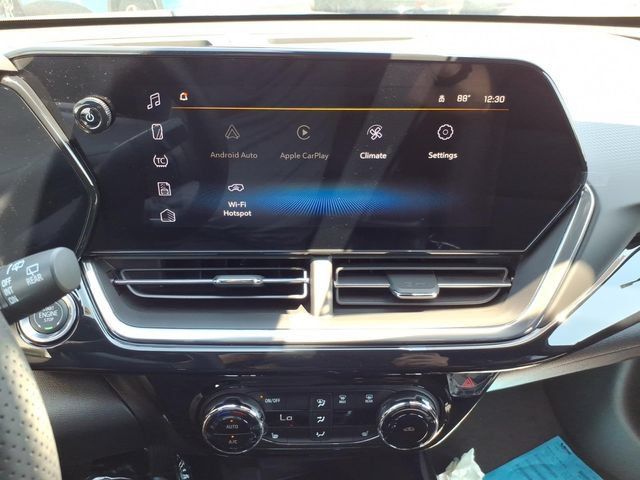 New 2026 Chevrolet Trax RS w/ Driver Confidence Package FWD image 11