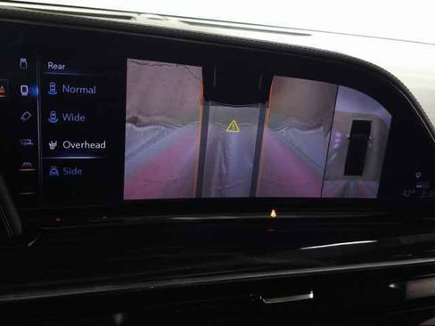 Used 2024 Cadillac Escalade ESV V w/ Heavy-Duty Trailer Package image 40