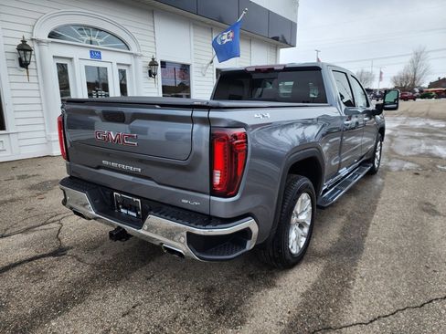 Certified 2022 GMC Sierra 1500 SLT w/ SLT Premium Plus Package image 5