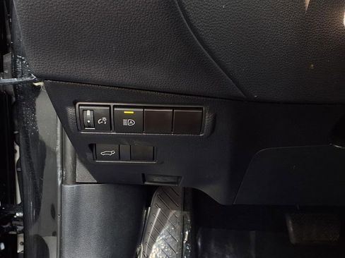 Certified 2024 Toyota Corolla Cross XLE w/ Convenience Package image 15