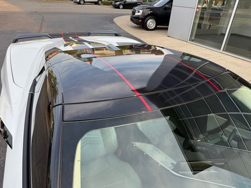 Used 2024 Chevrolet Corvette Stingray Premium Conv w/ Z51 Performance Package image 30