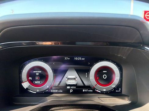 Certified 2024 Nissan Pathfinder Platinum w/ Cargo Package image 31