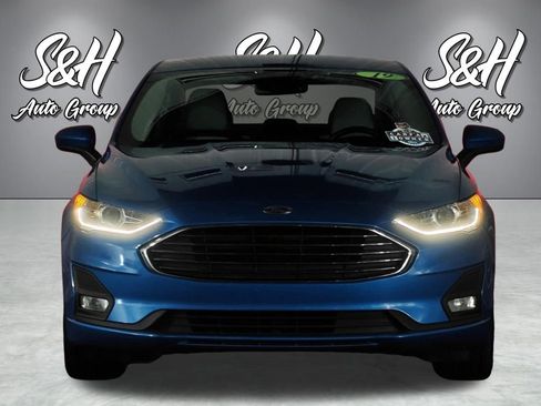 Used 2019 Ford Fusion SE w/ Equipment Group 151A FWD image 19