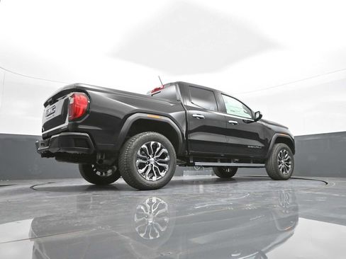 New 2026 GMC Canyon Denali image 80