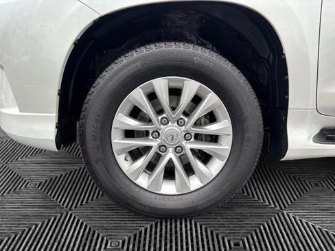 Used 2023 Lexus GX 460 Premium image 31