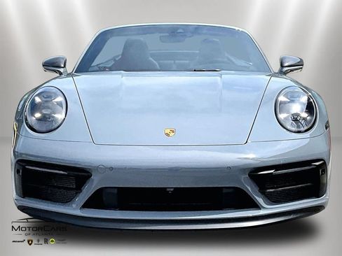 Used 2023 Porsche 911 Cabriolet image 3