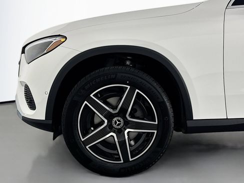 New 2026 Mercedes-Benz GLC 300 image 9