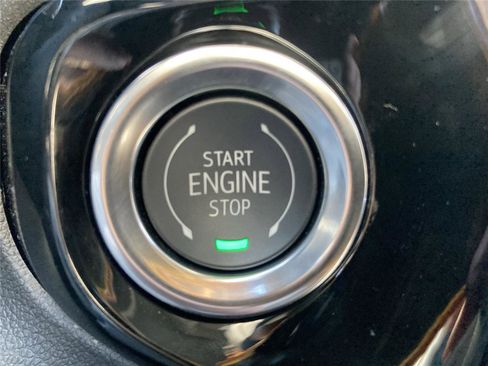 New 2026 GMC Sierra 1500 Elevation image 12