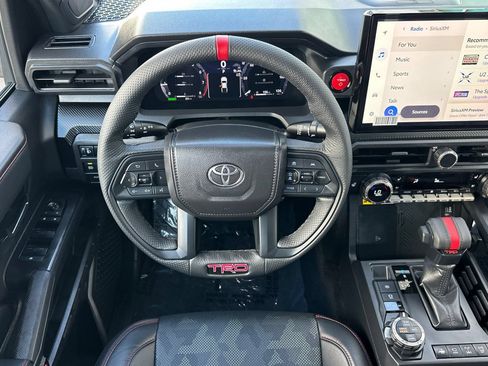 Certified 2025 Toyota Tacoma TRD Pro AWD/4WD image 15