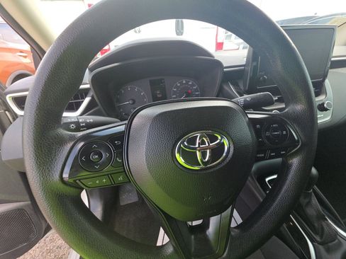 Used 2024 Toyota Corolla LE FWD image 7