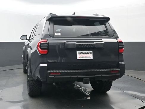 New 2026 Toyota 4Runner SR5 RWD image 17