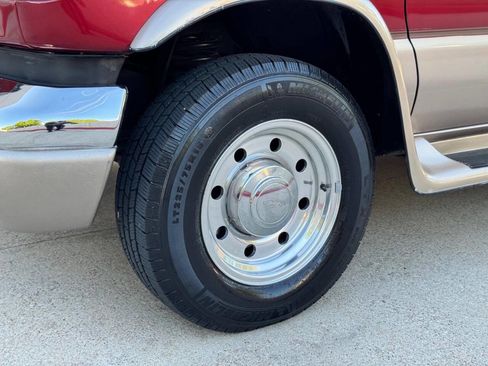 Used 1999 Ford E-250 and Econoline 250 image 24