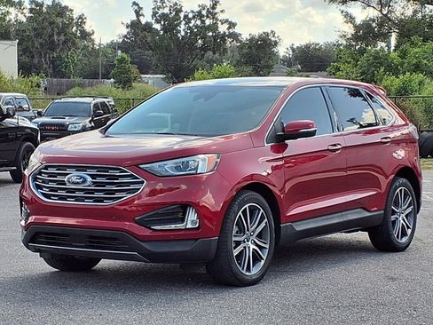 Used 2022 Ford Edge Titanium AWD/4WD image 3