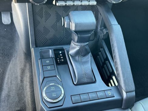 Used 2025 Toyota Tacoma SR5 image 16