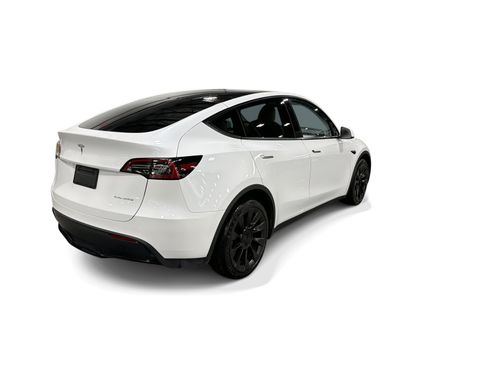 Used 2023 Tesla Model Y Long Range AWD/4WD image 6