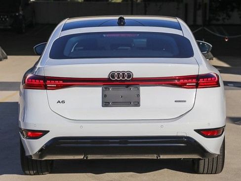 New 2025 Audi A6 e-tron Premium AWD/4WD image 5