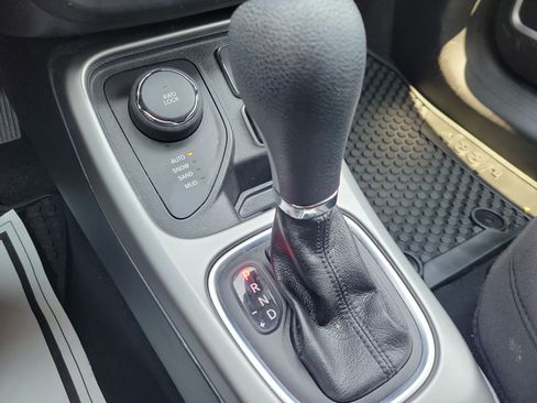 Used 2020 Jeep Compass Sport AWD/4WD image 24