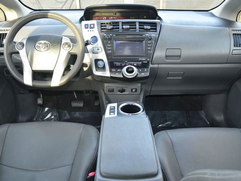 Used 2013 Toyota Prius V Three image 38
