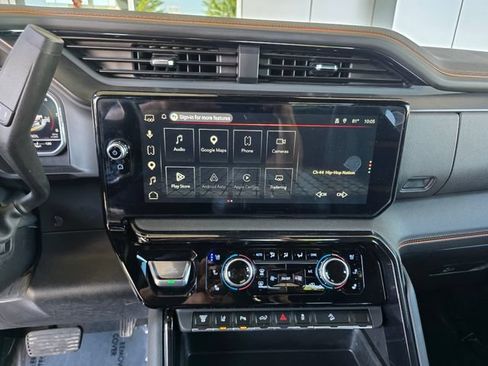 Used 2025 GMC Sierra 2500 AT4 AWD/4WD image 31