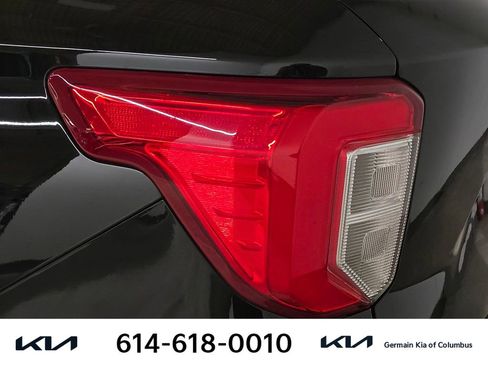 Used 2023 Ford Explorer XLT image 15