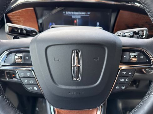 Used 2024 Lincoln Navigator Black Label image 25