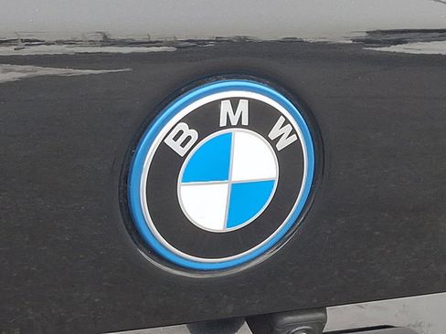 Certified 2025 BMW X5 xDrive50e w/ Climate Comfort Package image 39