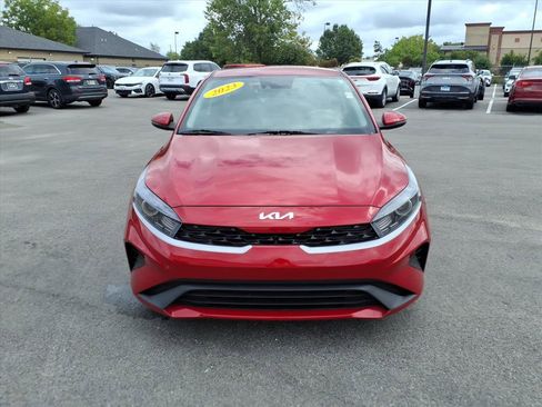 Used 2023 Kia Forte LXS w/ LXS Technology Package image 9